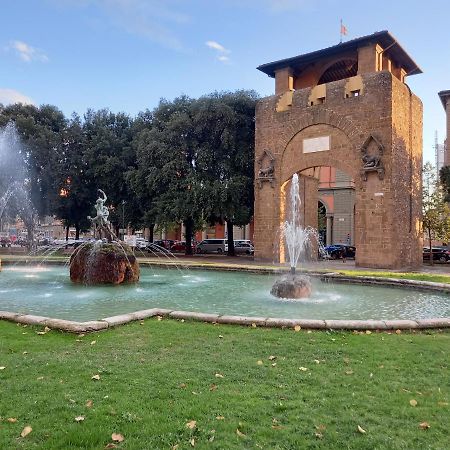 Romantic Liberta Apartment Firenze Bagian luar foto