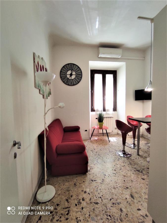 Romantic Liberta Apartment Firenze Bagian luar foto